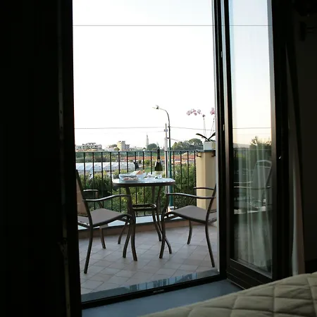 Visagi Hotel 3*